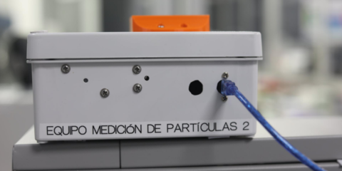 La Universidad CES y el ITM diseñan un dispositivo de medición y captura de contaminantes del aire