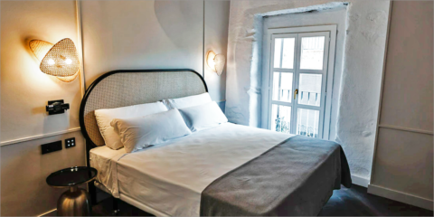 Pantallas táctiles, sistemas de control y BMS de Zennio para automatizar el Hotel ORA