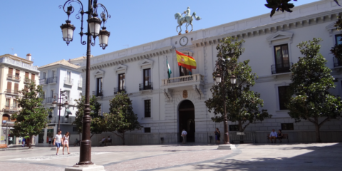 El edificio del Ayuntamiento de Granada tendrá un sistema de control de iluminación y calefacción
