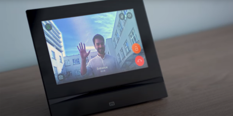 2N incorpora en sus videoporteros IP la función zoom de cara adaptativo para ofrecer mayor seguridad