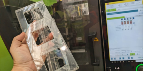 Niessen reduce la huella ambiental de los marcos Zenit con plástico reciclado