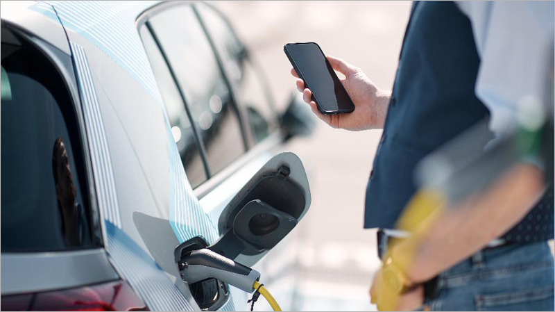 Cargador vehículo eléctrico.