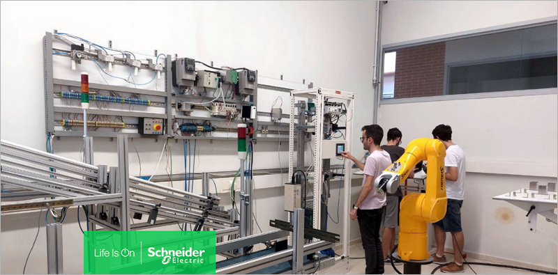 Universidades de Sevilla y León sistema de automatización con Schneider Electric.