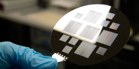 La UPC trabaja en el desarrollo de tecnologías innovadoras para semiconductores y chips