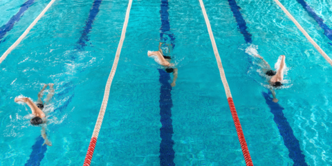 Benicasim presenta un proyecto piloto de piscinas inteligentes para monitorizar la práctica deportiva