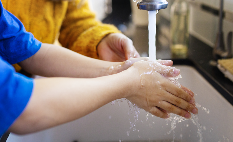 Grifo con agua.