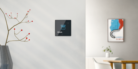 La pantalla táctil ABB Room Touch 4″ facilita la gestión inteligente de viviendas y edificios terciarios