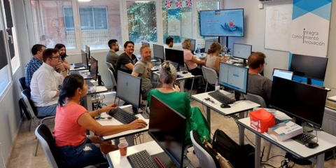 Abierta la inscripción para los nuevos cursos gratuitos sobre IoT, IA y big data en Andalucía