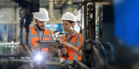 Colaboración entre Phoenix Contact y Schneider Electric para ofrecer una automatización industrial universal