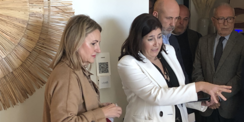 El proyecto ITH TechYroom 1.0 presenta una habitación tecnológica hotelera con inteligencia artificial