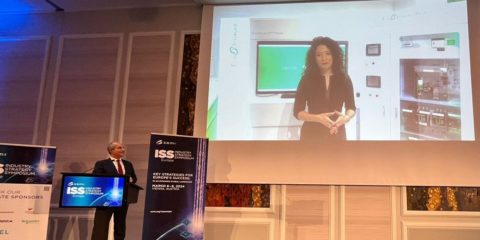 Schneider Electric es galardonada en el ISS Europe por su contribución a la industria de semiconductores