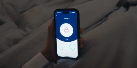 Control del estado de la puerta en remoto con la aplicación Tedee