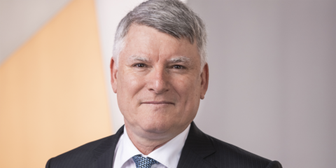 El Consejo de Supervisión del Grupo Zumtobel renueva el contrato del director general Alfred Felder