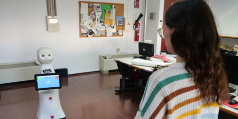 Investigadores de la UMA desarrollan la próxima generación de robots sociales de asistencia