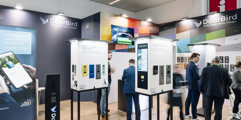 Las innovaciones técnicas y de diseño de DoorBird se expusieron en BAU 2025