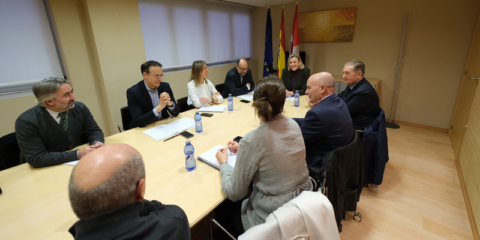 Castilla y León desplegará productos de apoyo tecnológicos para atender a personas con discapacidad