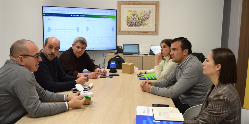 Reunión instalación contadores inteligentes de agua en Sanxenxo.