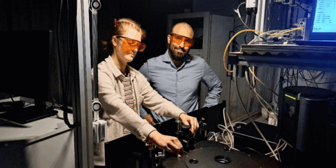 Descubren nuevas propiedades en la perovskita de haluro para futuros materiales ópticos