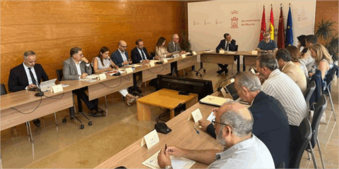 La digitalización impulsa la eficiencia hídrica en Murcia con contadores inteligentes y sensores en la red