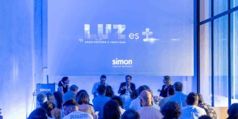 Simon reúne a expertos del sector en A Coruña para analizar el impacto de la luz en la arquitectura española