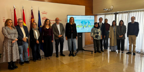 El Mercado de Verónicas de Murcia se consolida como modelo de espacio urbano inclusivo y accesible
