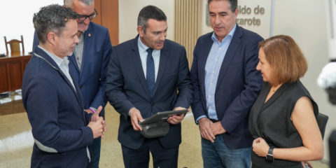 La atención a dependientes en Canarias se moderniza con teleasistencia y sensores inteligentes