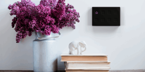 Los pulsadores Flat y Tecla RGB de Zennio amplían las posibilidades de personalización en domótica