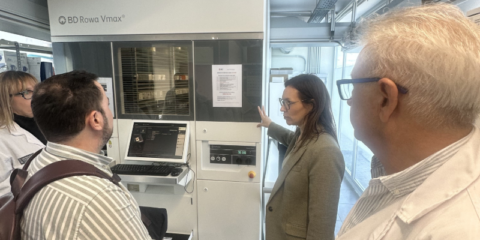 El Hospital de Gandía incorpora un sistema robotizado para agilizar la recogida de medicación