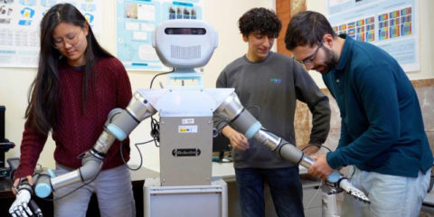 La UC3M desarrolla un robot asistencial capaz de aprender observando a los humanos