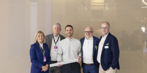 El Grupo Zumtobel se asocia con All Purpose Lighting para ampliar su oferta de iluminación sostenible