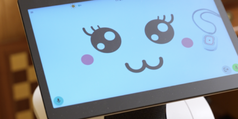 Los robots ARI refuerzan la teleasistencia y la seguridad de personas mayores en Barcelona