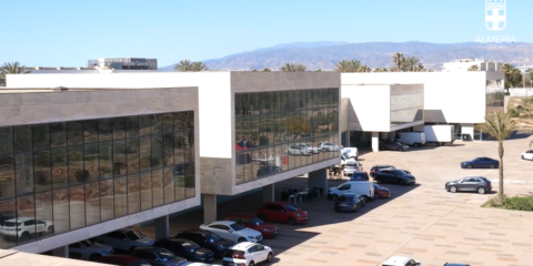 Almería implanta un sistema de telegestión inteligente e iluminación eficiente en edificios públicos