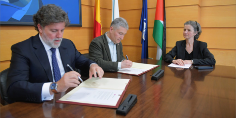 Acuerdo para la investigación en computación cuántica en Galicia con la cátedra ITG-UDC