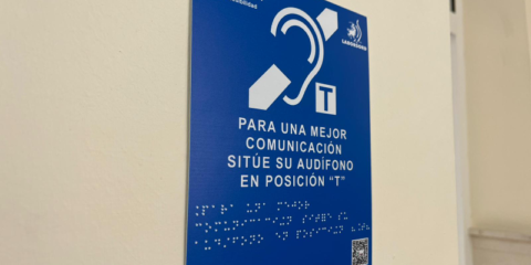 Canarias instala bucles de inducción magnética en centros de salud para mejorar la accesibilidad auditiva