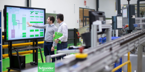 Schneider Electric refuerza la digitalización industrial a través de un modelo open-source global