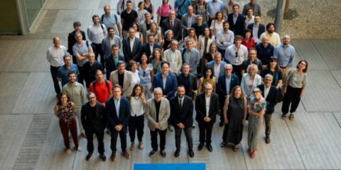 Barcelona impulsará una FP especializada en semiconductores para reforzar el talento tecnológico