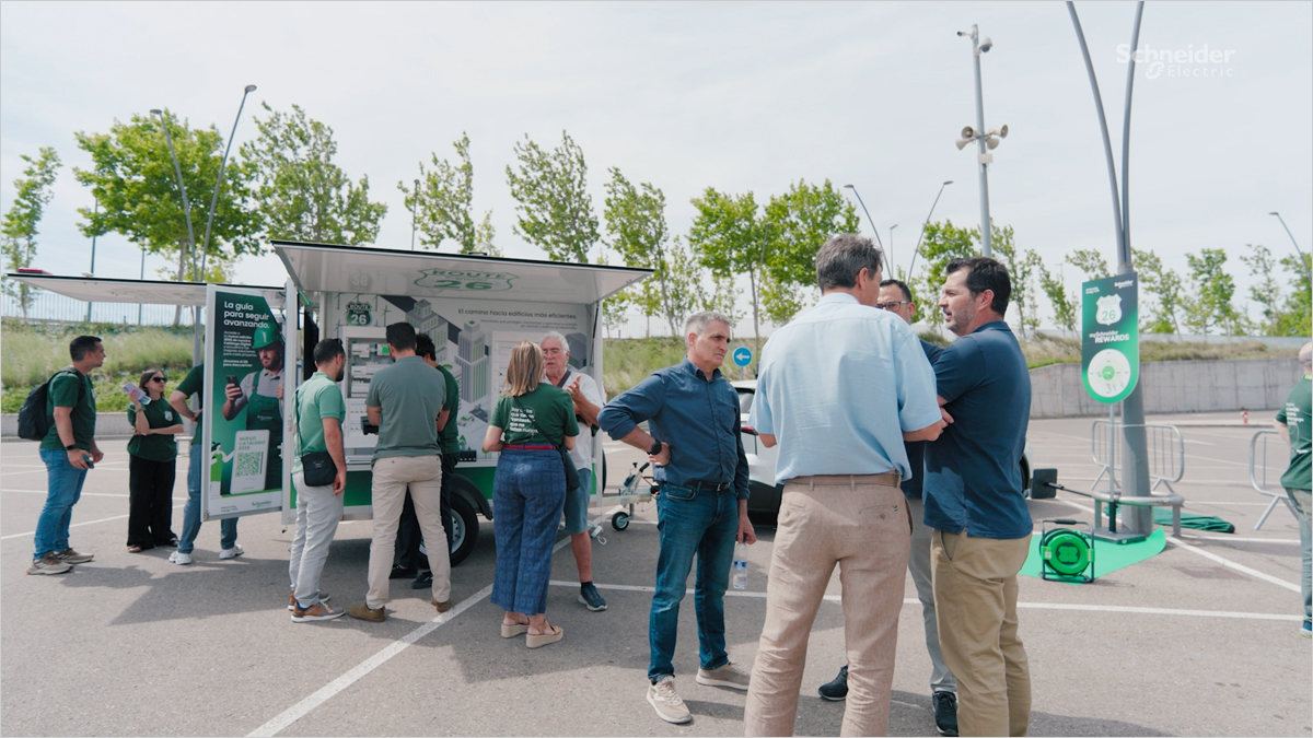 La Ruta 26 de Schneider Electric reúne a más de 3.000 profesionales del sector eléctrico en España y Portugal