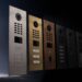 Nueva serie D22x de videoporteros IP de DoorBird para edificios modernos y grandes inmuebles