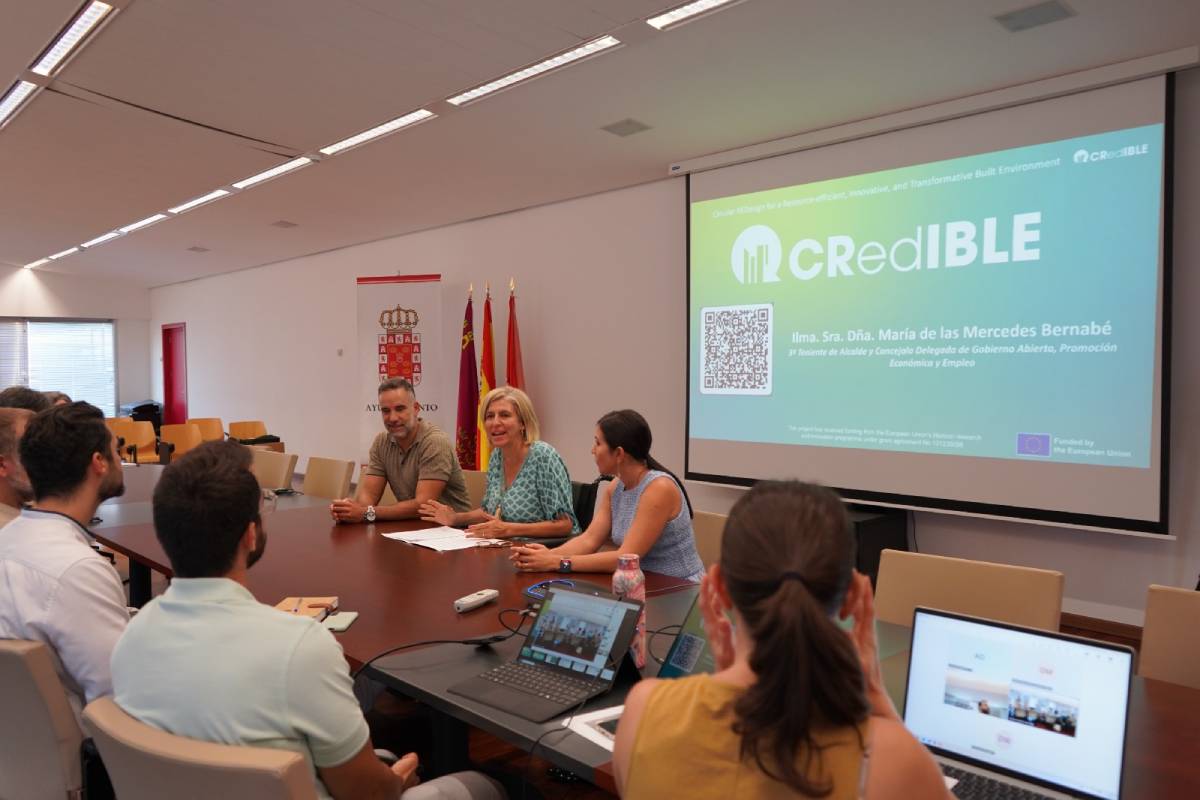 El Ayuntamiento de Murcia acerca a técnicos y profesionales nuevas herramientas digitales para mejorar la reutilización de materiales, reducir el impacto ambiental y prolongar la vida útil de los edificios