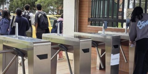 Nuevo sistema de control de acceso a la UPTC con identificación biométrica y reconocimiento facial